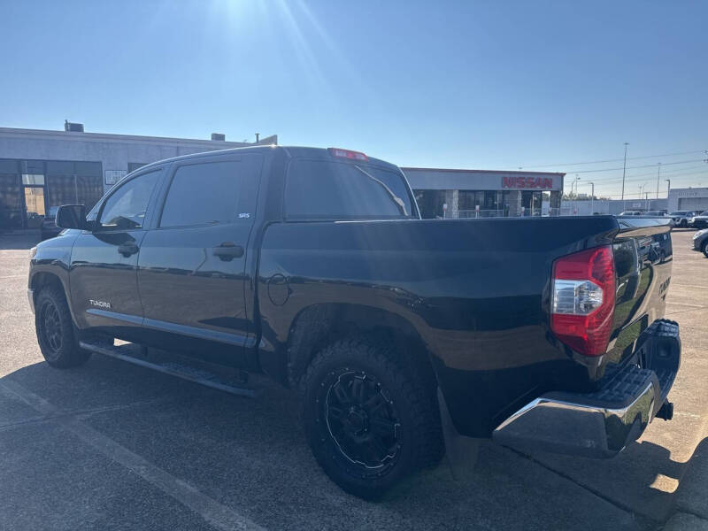 2014 Toyota Tundra SR5