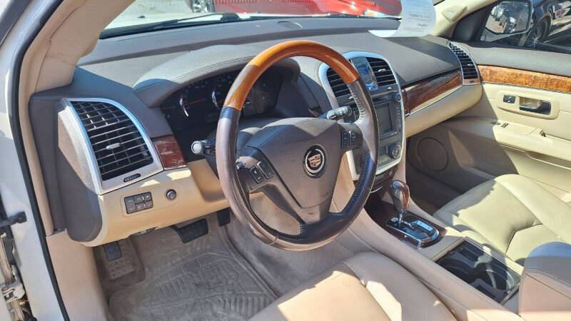 2007 Cadillac SRX V8