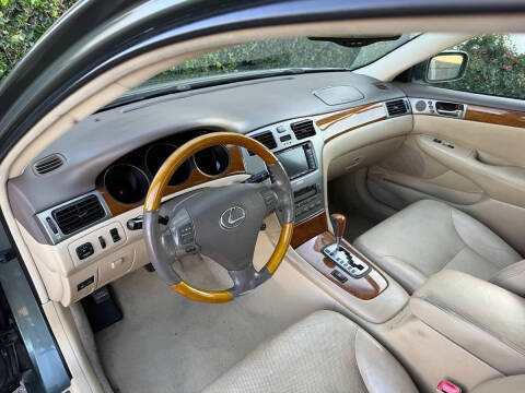 2005 Lexus ES 330