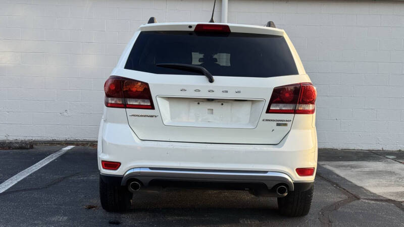 2018 Dodge Journey Crossroad