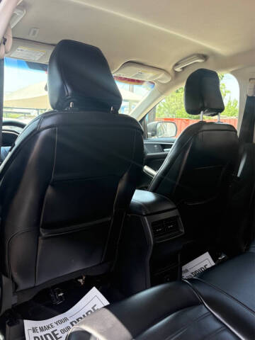 2020 Ford Edge SEL