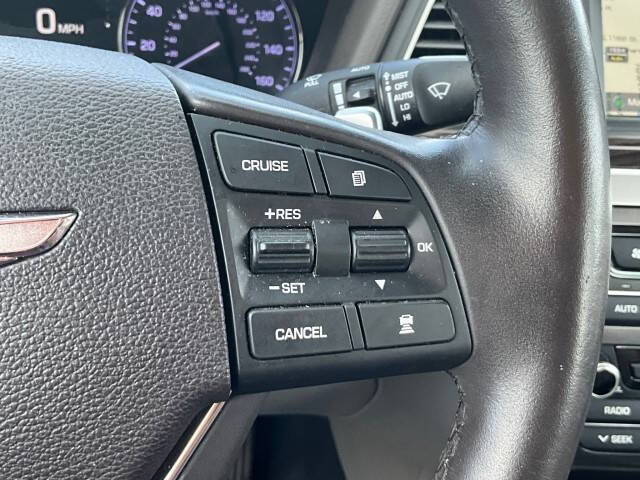 2017 Genesis G80