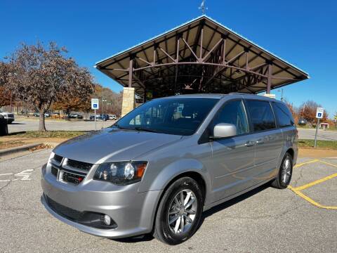 2014 Dodge Grand Caravan for sale at Nationwide Auto in Merriam KS