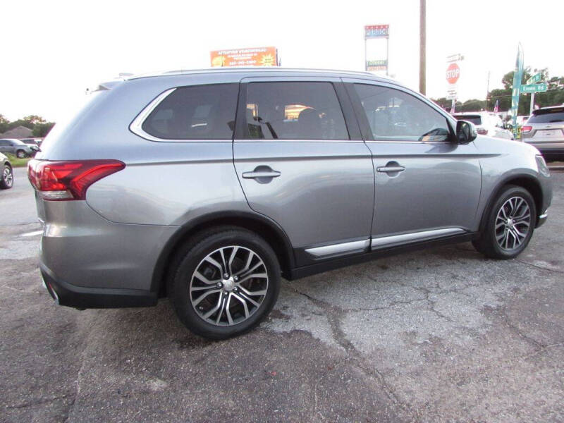 2017 Mitsubishi Outlander SEL