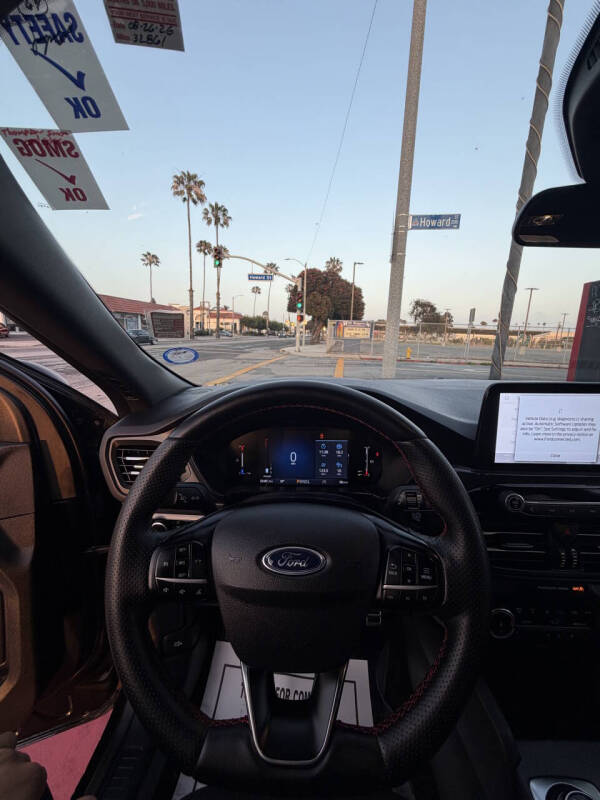 2024 Ford Escape ST-Line