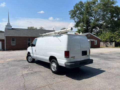 2011 Ford E-Series E-250