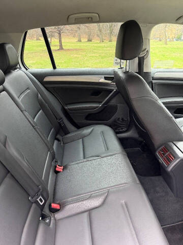 2015 Volkswagen Golf TSI S