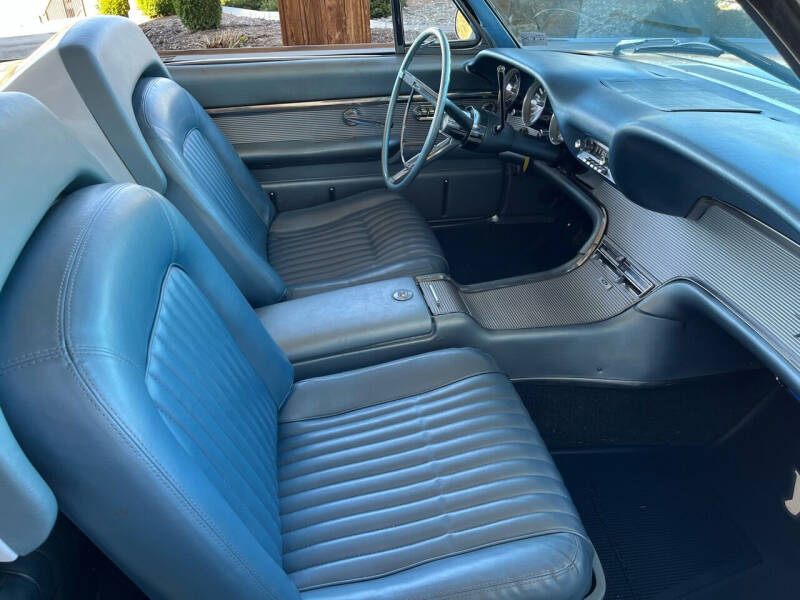 1962 Ford Thunderbird