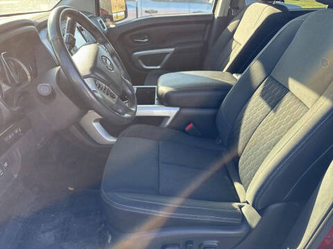 2018 Nissan Titan XD SV