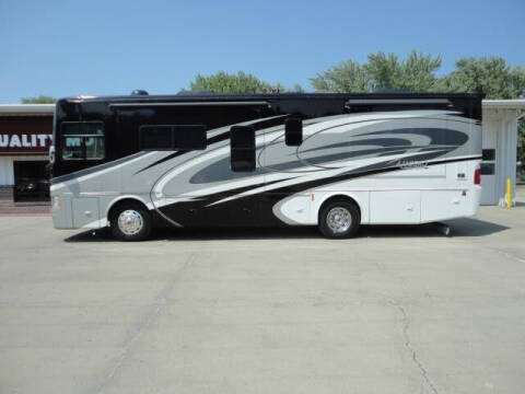 2016 Freightliner XCM Chassis