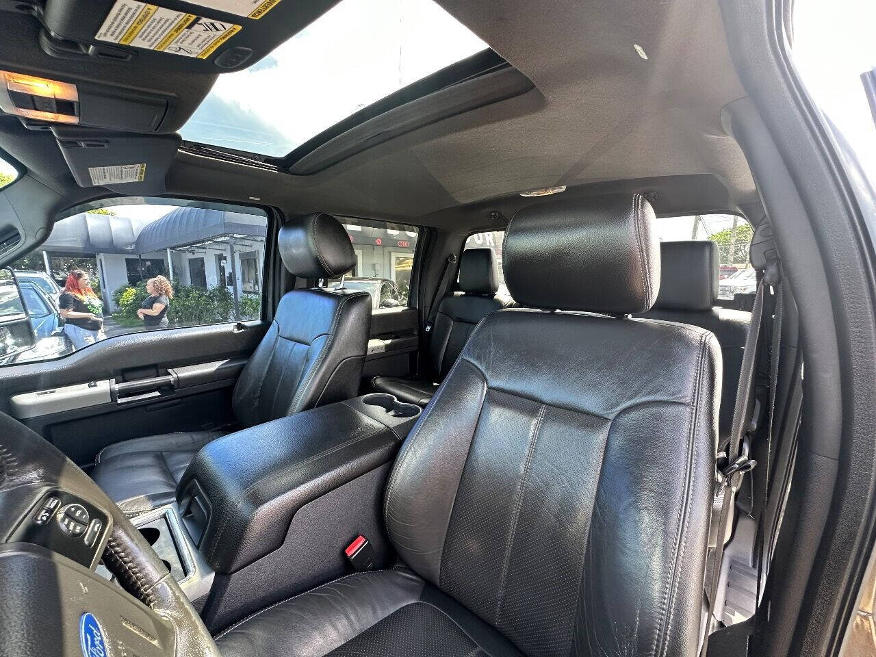 2015 FORD F-350 Pickup - $28,900