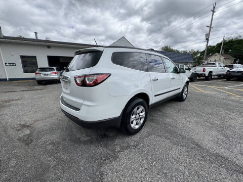 2017 Chevrolet Traverse LS