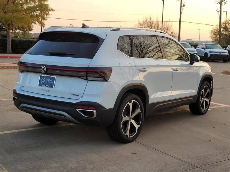2025 Volkswagen Taos SEL 4Motion