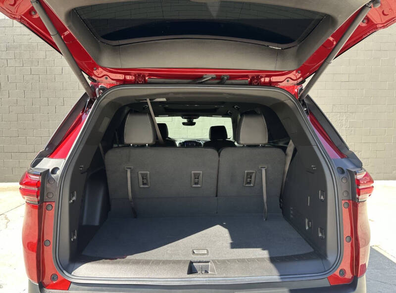 2022 Chevrolet Traverse LT Leather