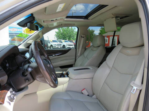 2017 Cadillac Escalade ESV Premium Luxury