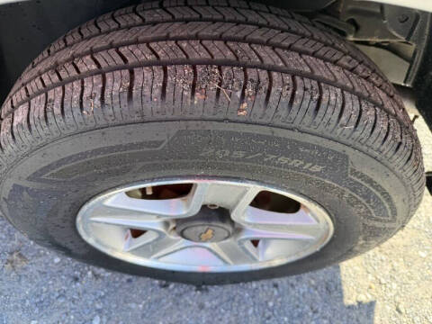 2002 Chevrolet Tracker