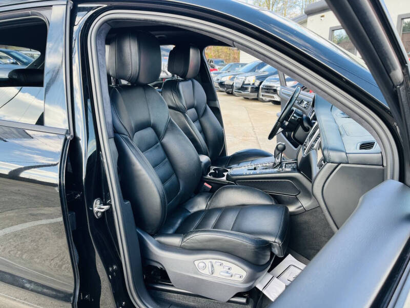 2015 Porsche Macan Turbo