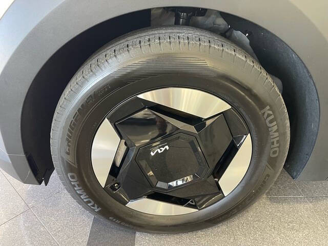 2024 Kia EV9 Light Long Range