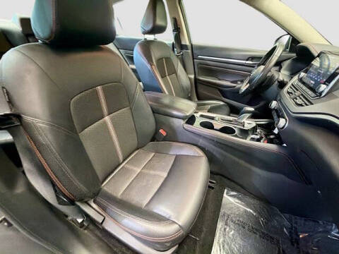 2023 Nissan Altima 2.5 SR