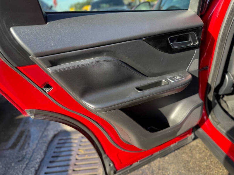 2017 Jaguar F-PACE 35t Premium