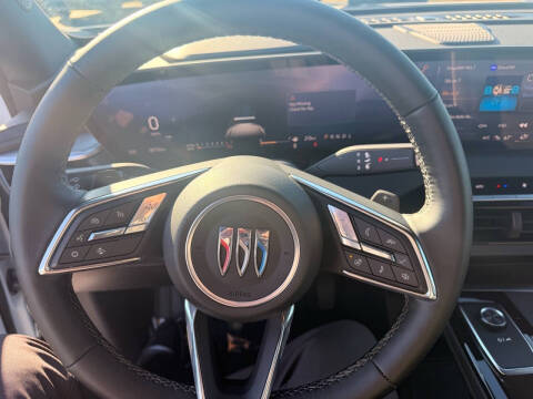 2025 Buick Enclave Preferred