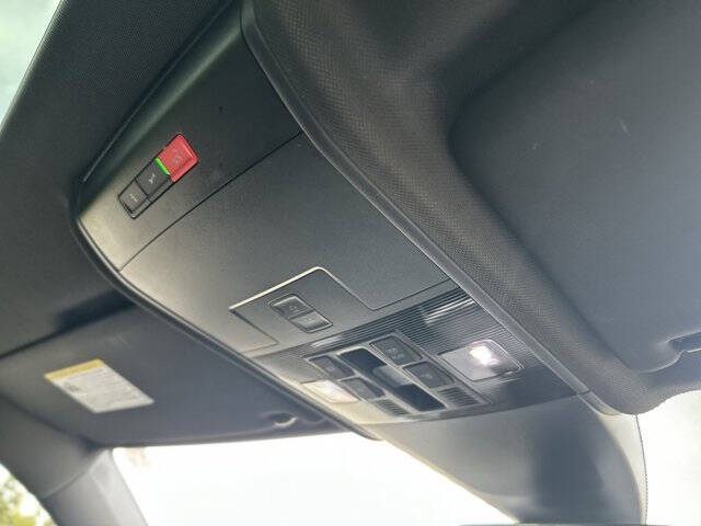 2023 Volkswagen Atlas Cross Sport V6 SEL R-Line Black 4Motion