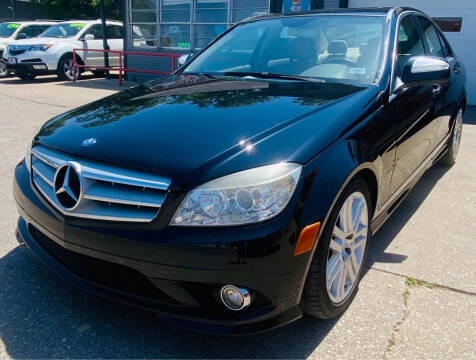 2009 Mercedes-Benz C-Class for sale at MIDWEST MOTORSPORTS in Rock Island IL