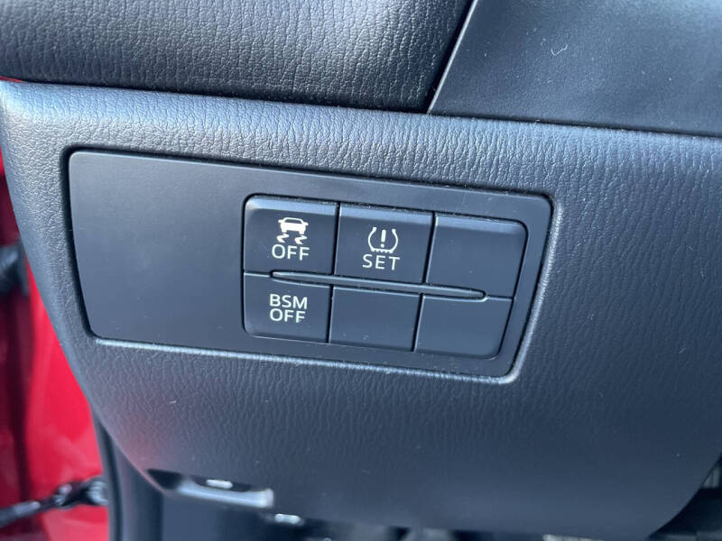 2016 Mazda MAZDA3 i Grand Touring