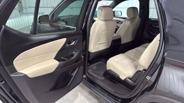 2022 Chevrolet Traverse LS