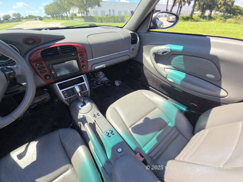 2004 Porsche 911 Carrera