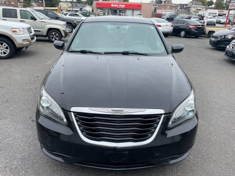 2012 Chrysler 200 S photo 10