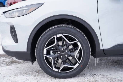 2026 Ford Escape Hybrid Platinum