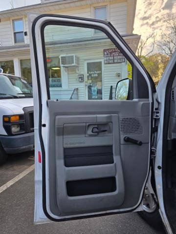 2013 Ford E-Series E-250