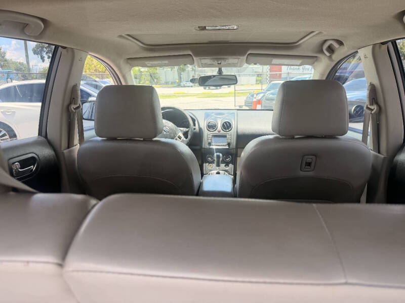 2011 Nissan Rogue SV
