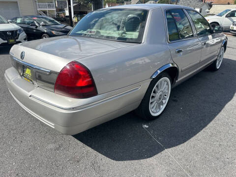 2011 Mercury Grand Marquis LS