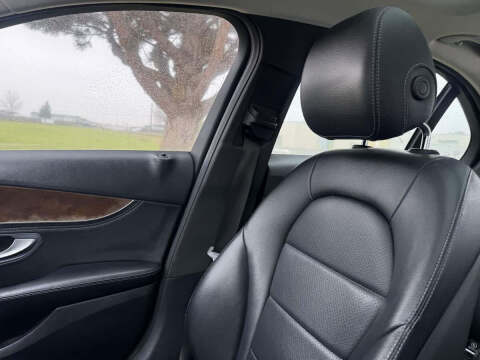 2016 Mercedes-Benz C-Class