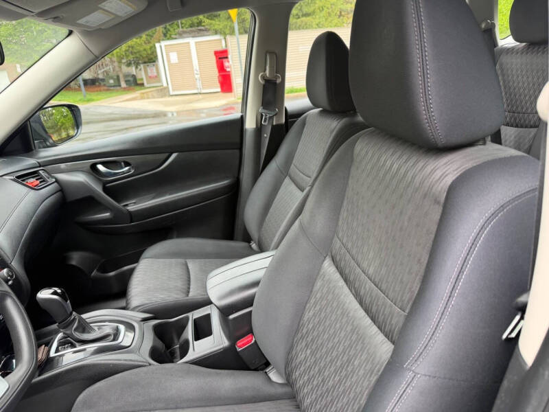 2017 Nissan Rogue S