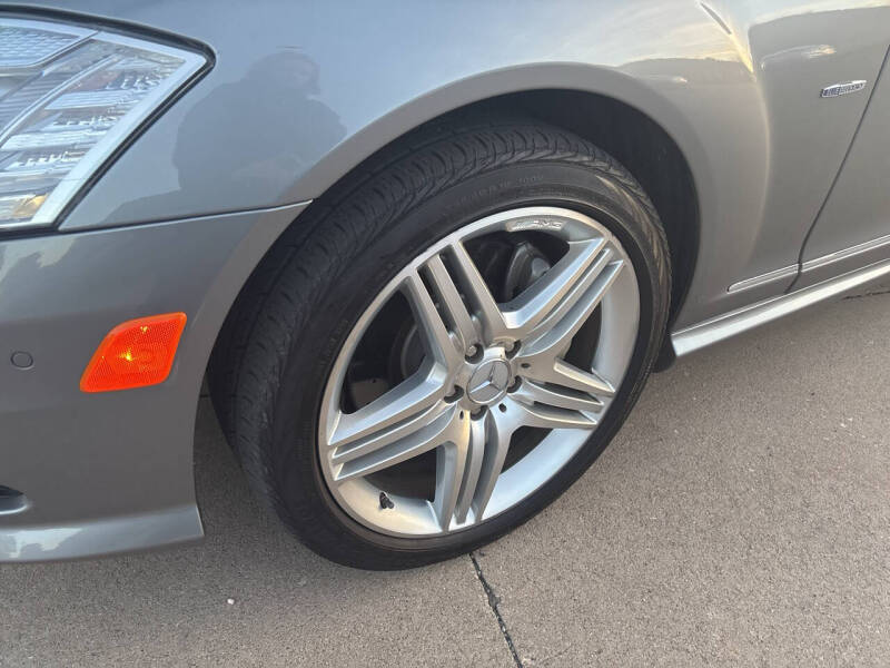 2012 Mercedes-Benz S-Class S 550