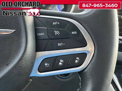 2022 Chrysler Pacifica Touring L