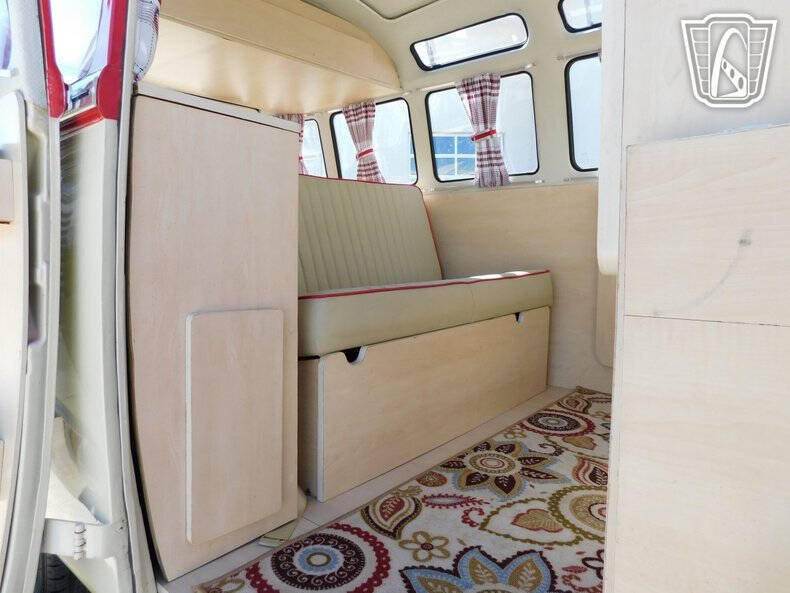 1975 Volkswagen Type 2
