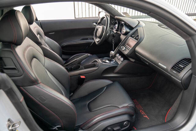 2012 Audi R8 30