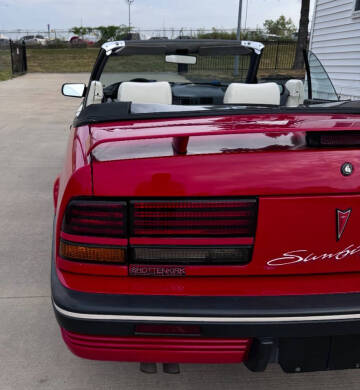 1991 Pontiac Sunbird LE
