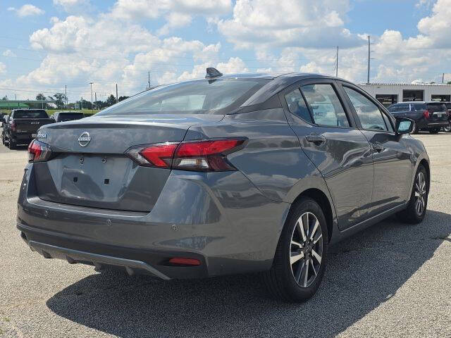 2025 Nissan Versa SV