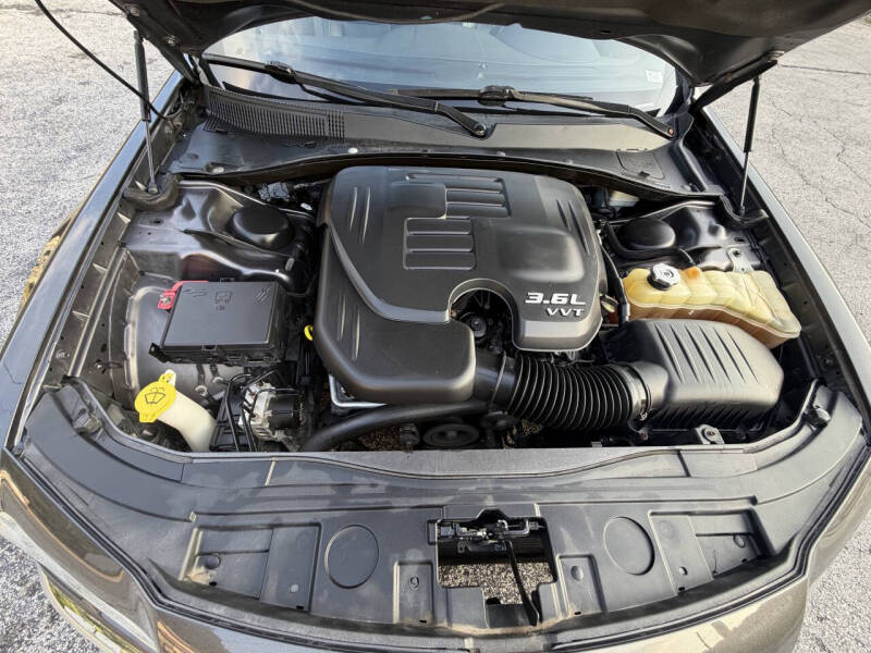 2013 Chrysler 300 C