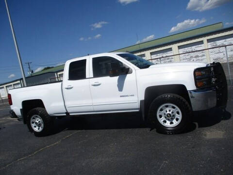 2017 Chevrolet Silverado 2500HD for sale at GOWEN WHOLESALE AUTO in Lawrenceburg TN
