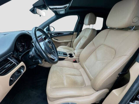 2020 Porsche Macan