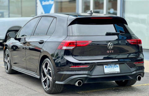 2024 Volkswagen Golf GTI SE