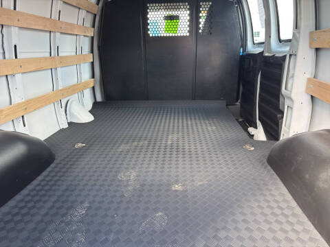2024 Chevrolet Express 2500