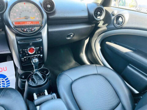 2016 MINI Countryman Cooper