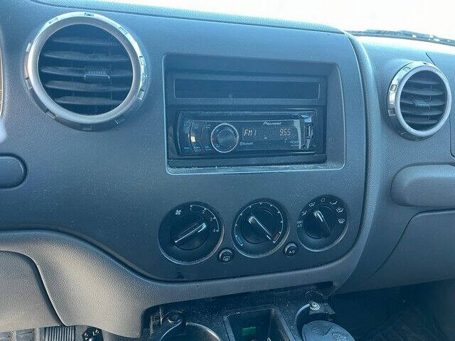 2004 Ford Expedition XLT